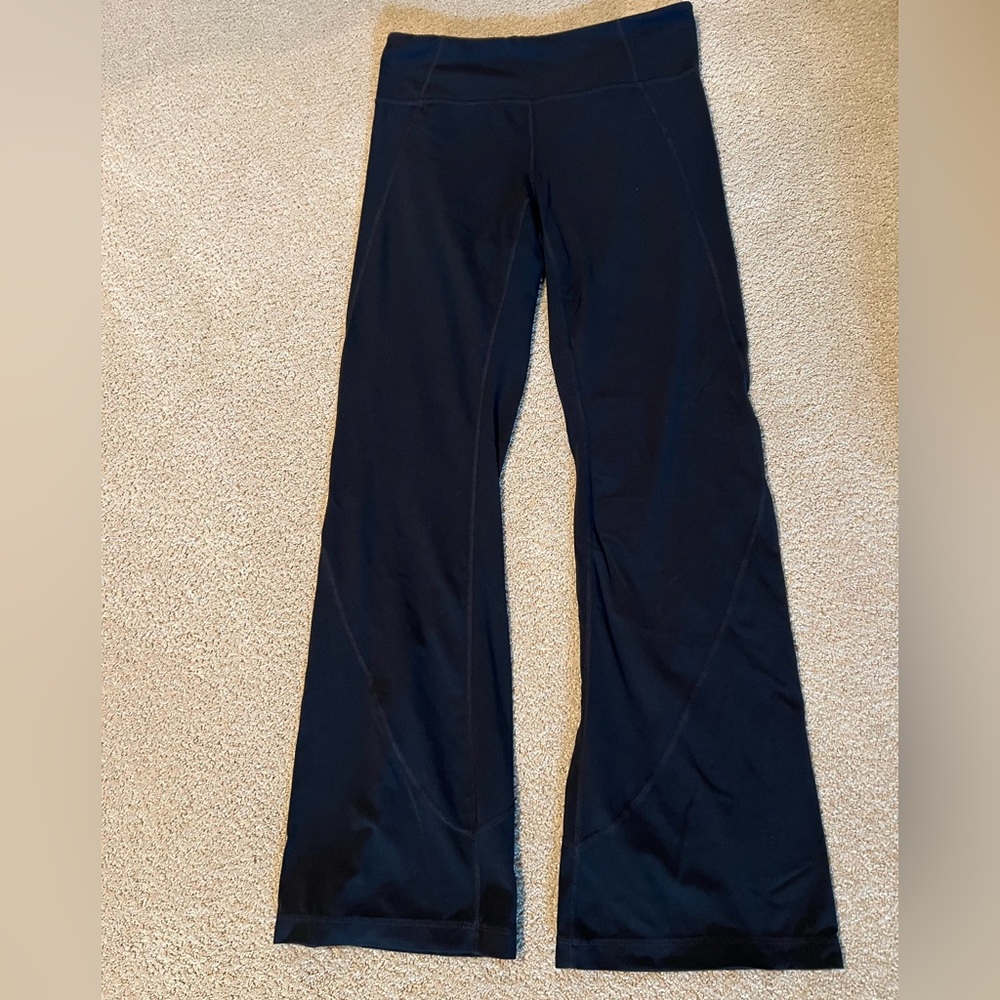 Athleta Black loose Legging  Athletic Bottoms